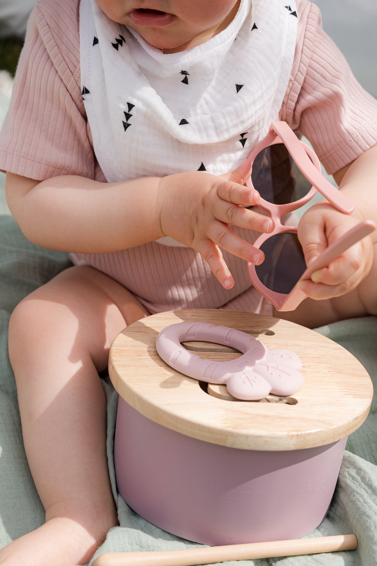 Anneau de dentition &quot; CAROTTE&quot; en silicone pour bébé